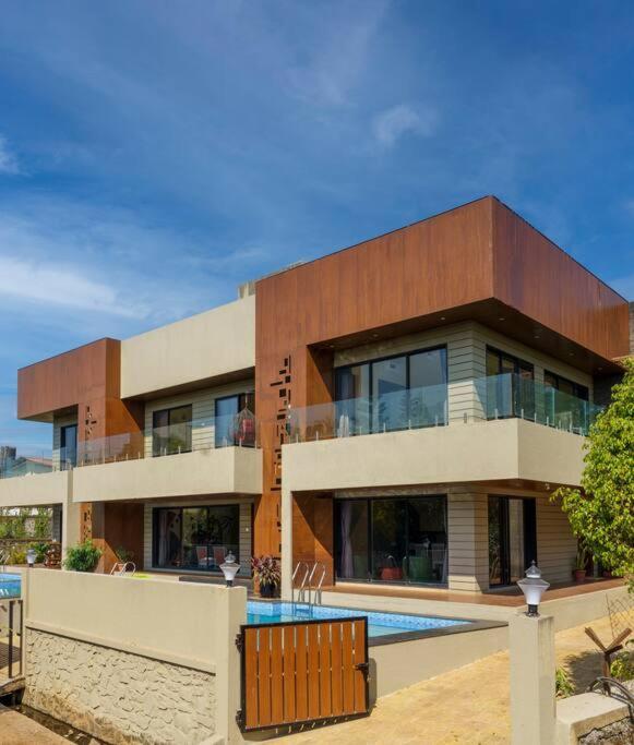 Aquavista - B By Stayscape Villas Лонавала Екстериор снимка